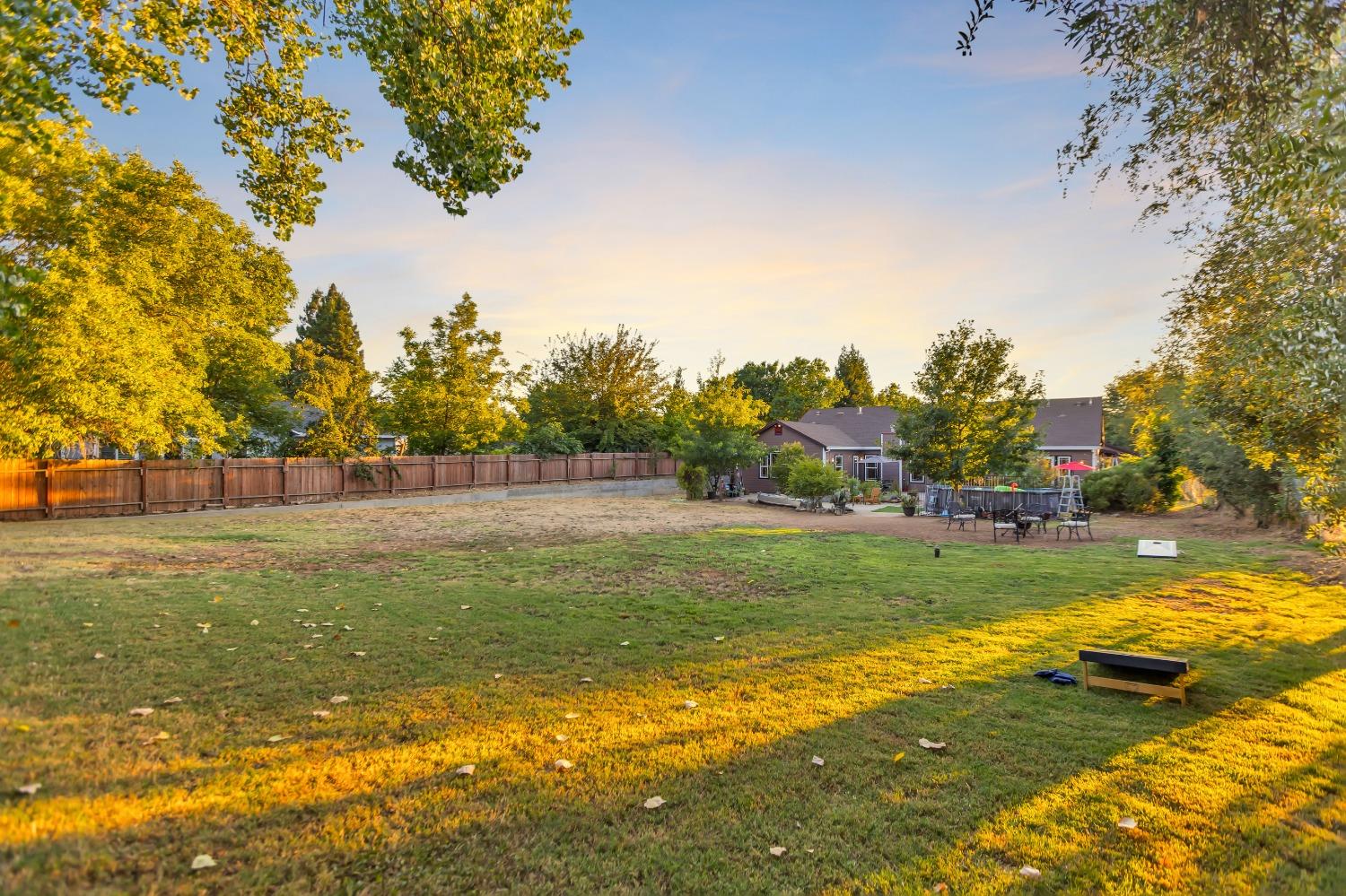 6404 Chestnut Avenue