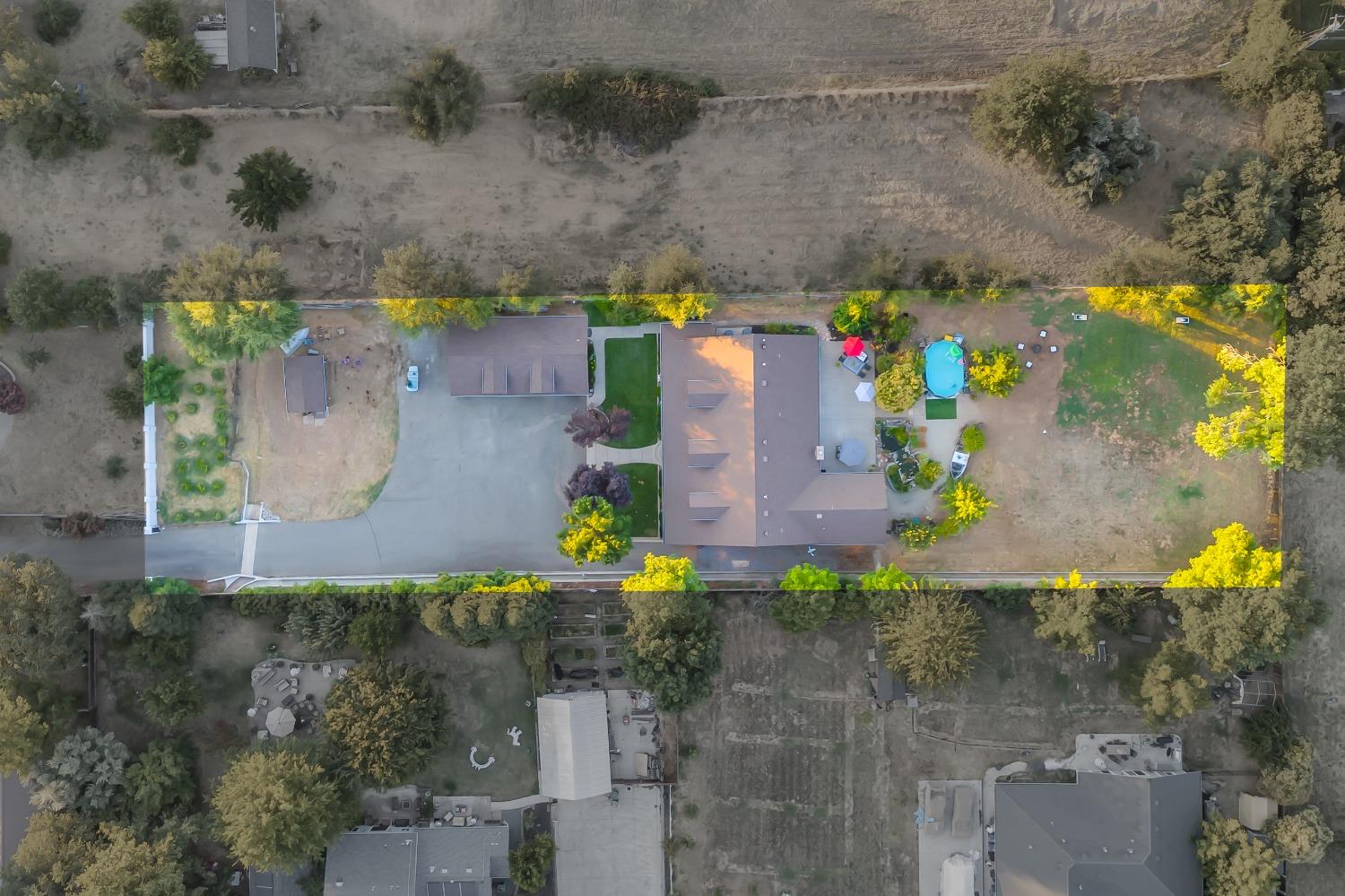 6404 Chestnut Avenue