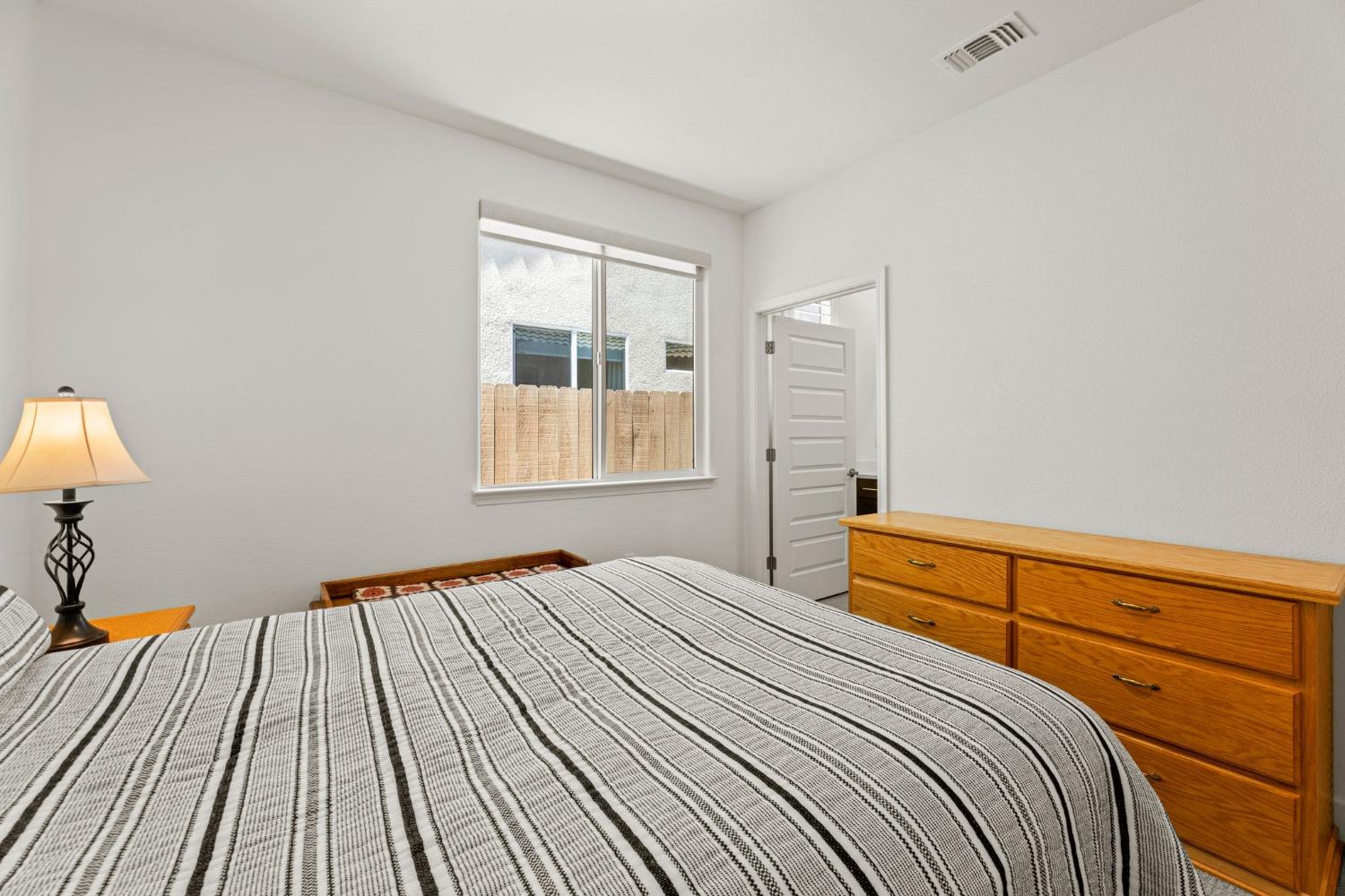 4580 Royal Lily Avenue