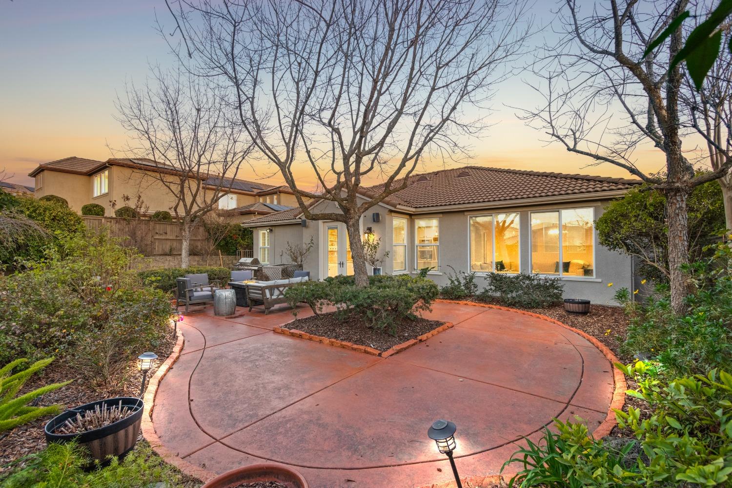 4092 Bothwell Circle