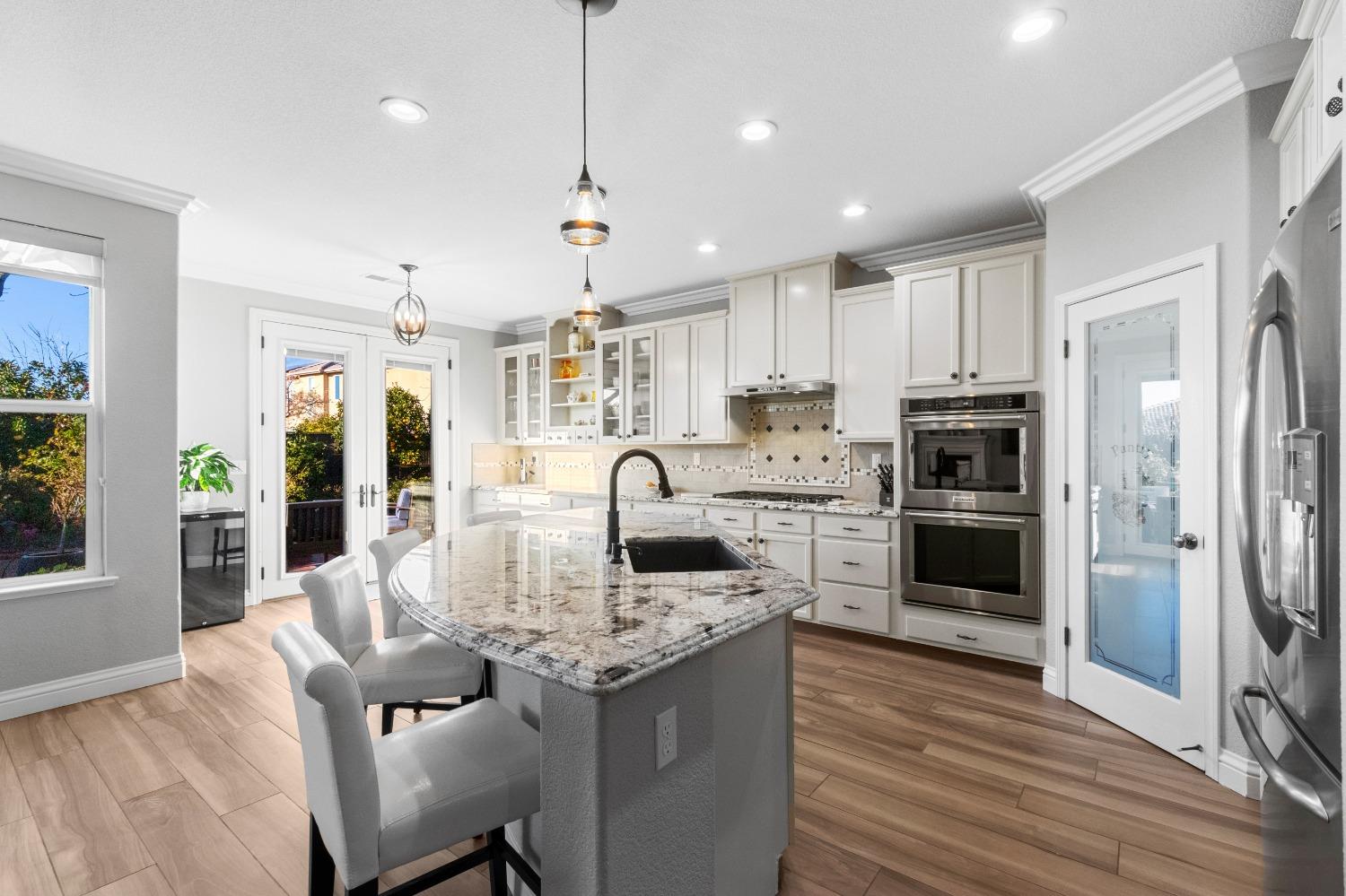 4092 Bothwell Circle