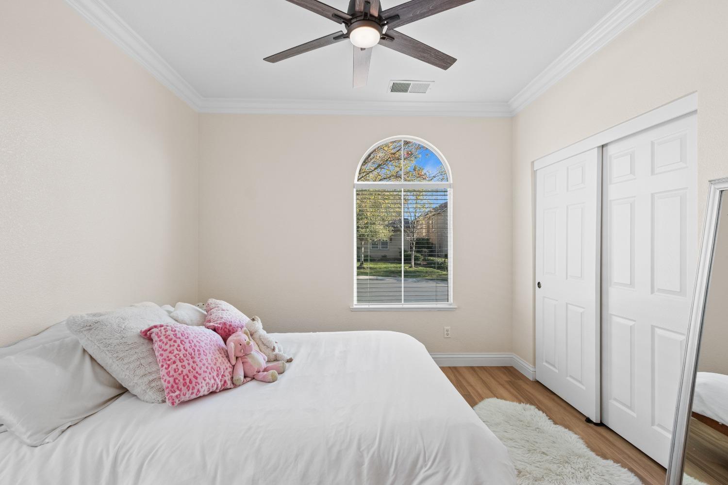 4092 Bothwell Circle