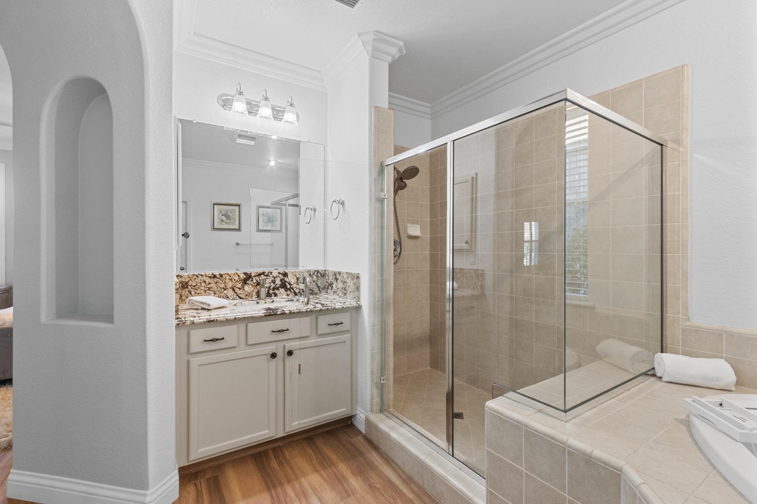 4092 Bothwell Circle