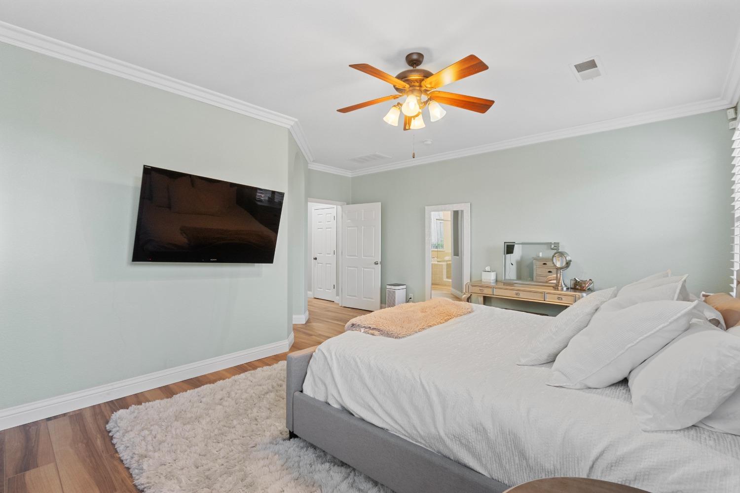 4092 Bothwell Circle