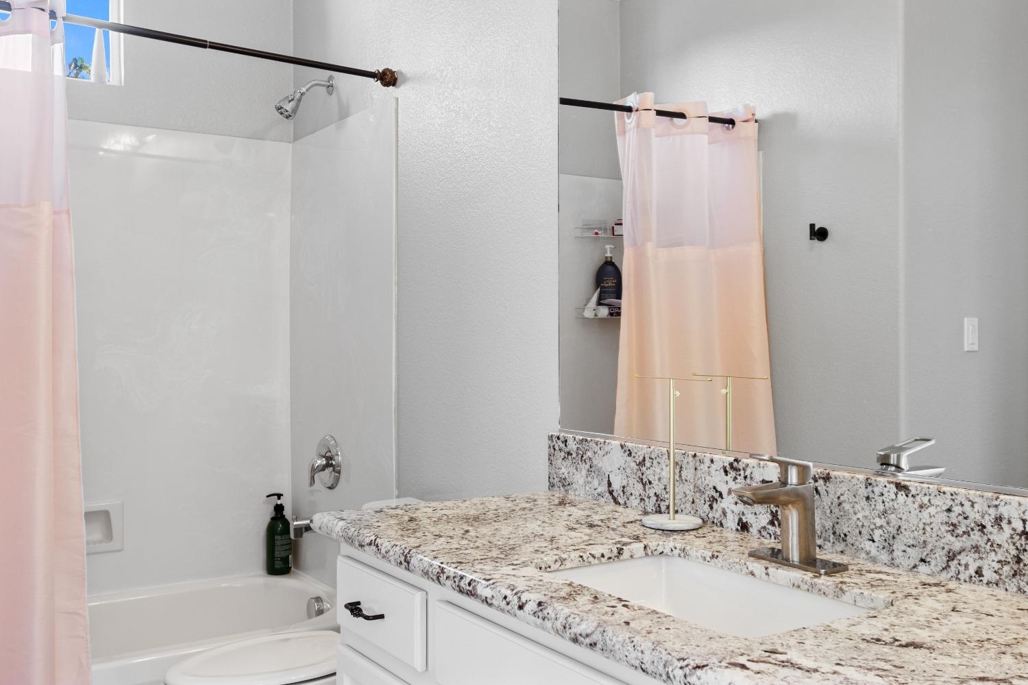 4092 Bothwell Circle