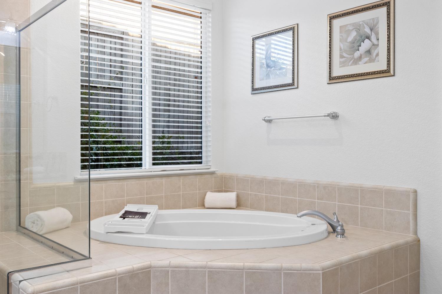 4092 Bothwell Circle