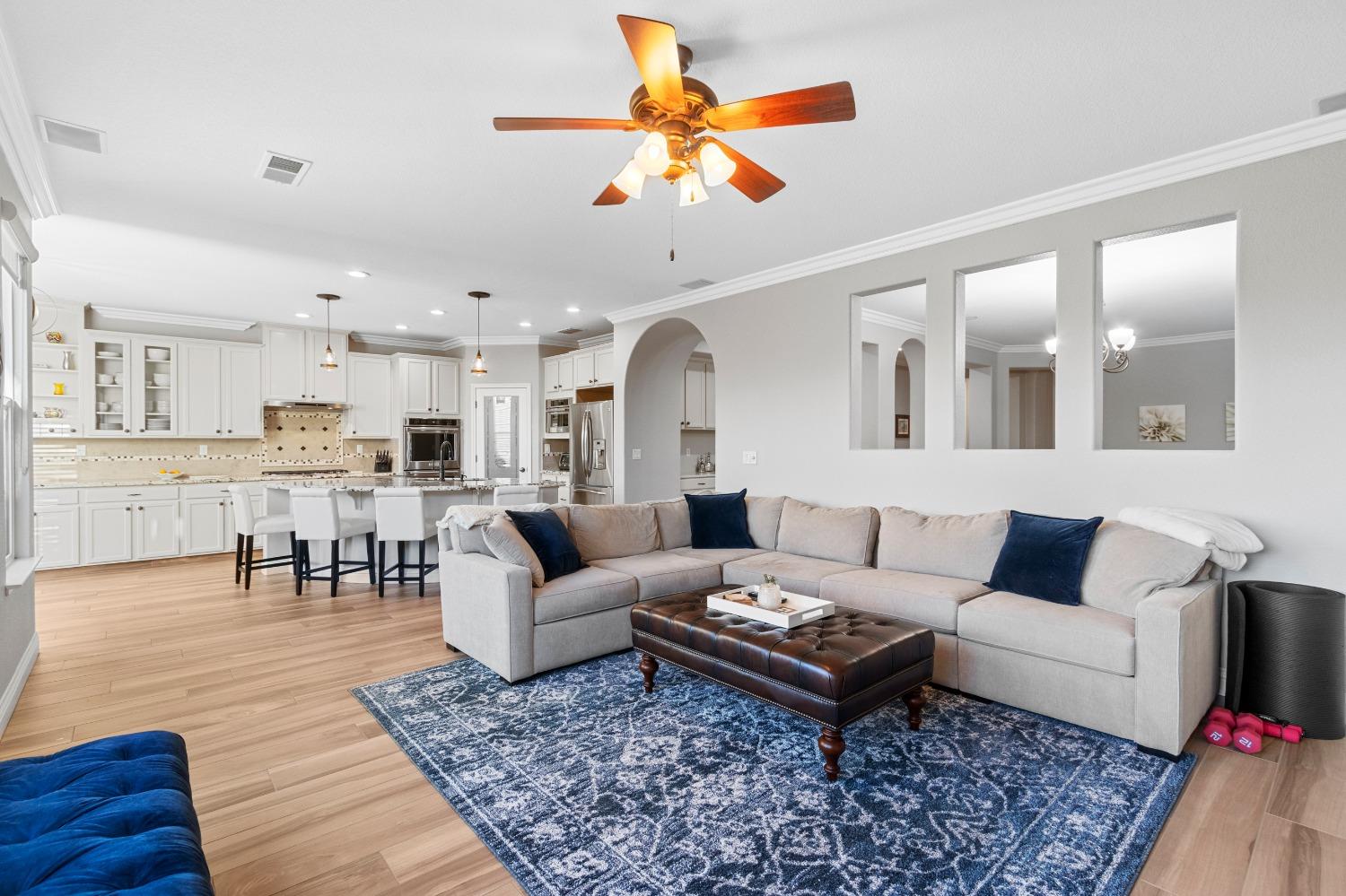 4092 Bothwell Circle