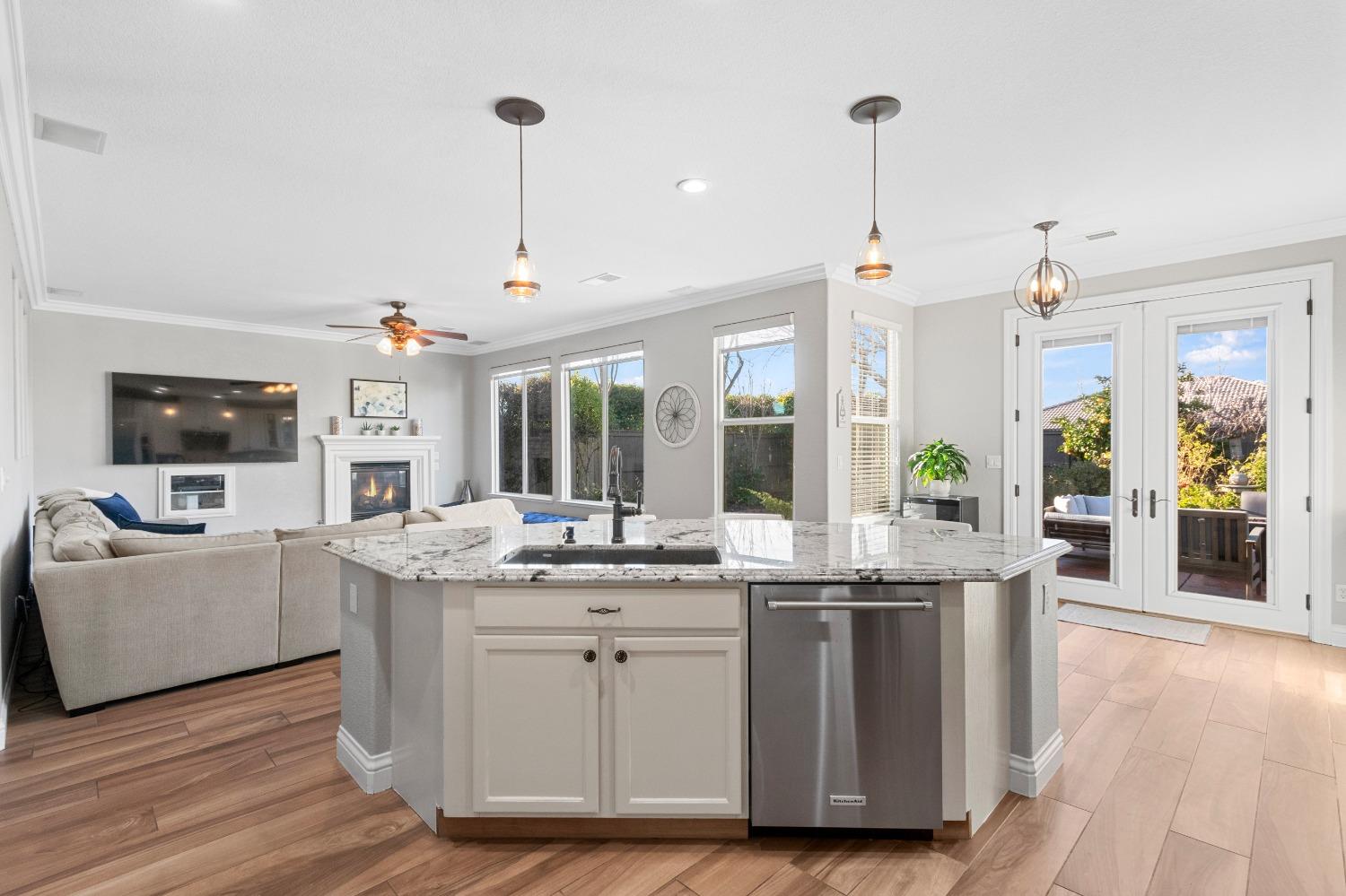 4092 Bothwell Circle