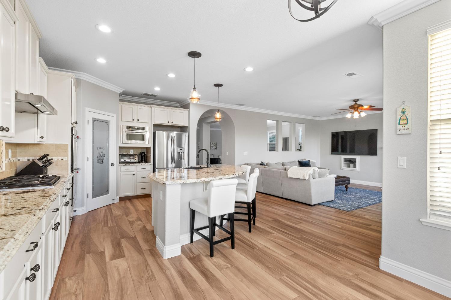 4092 Bothwell Circle