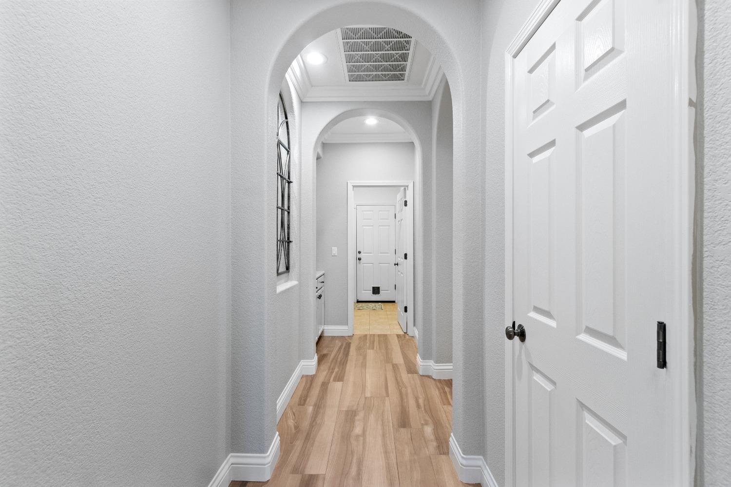 4092 Bothwell Circle