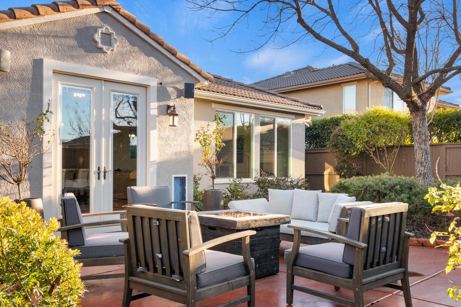 4092 Bothwell Circle