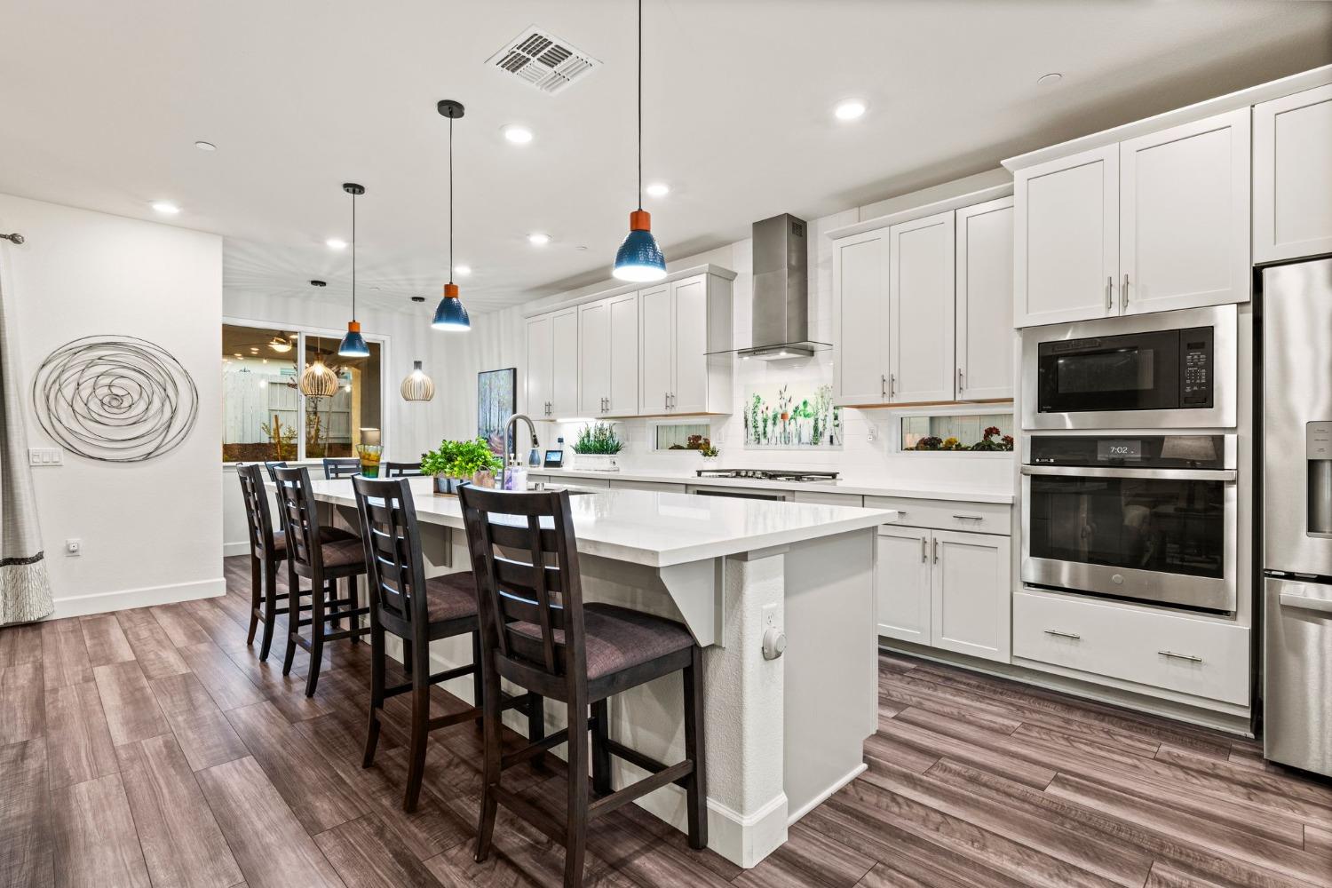 4730 Royal Lily Avenue