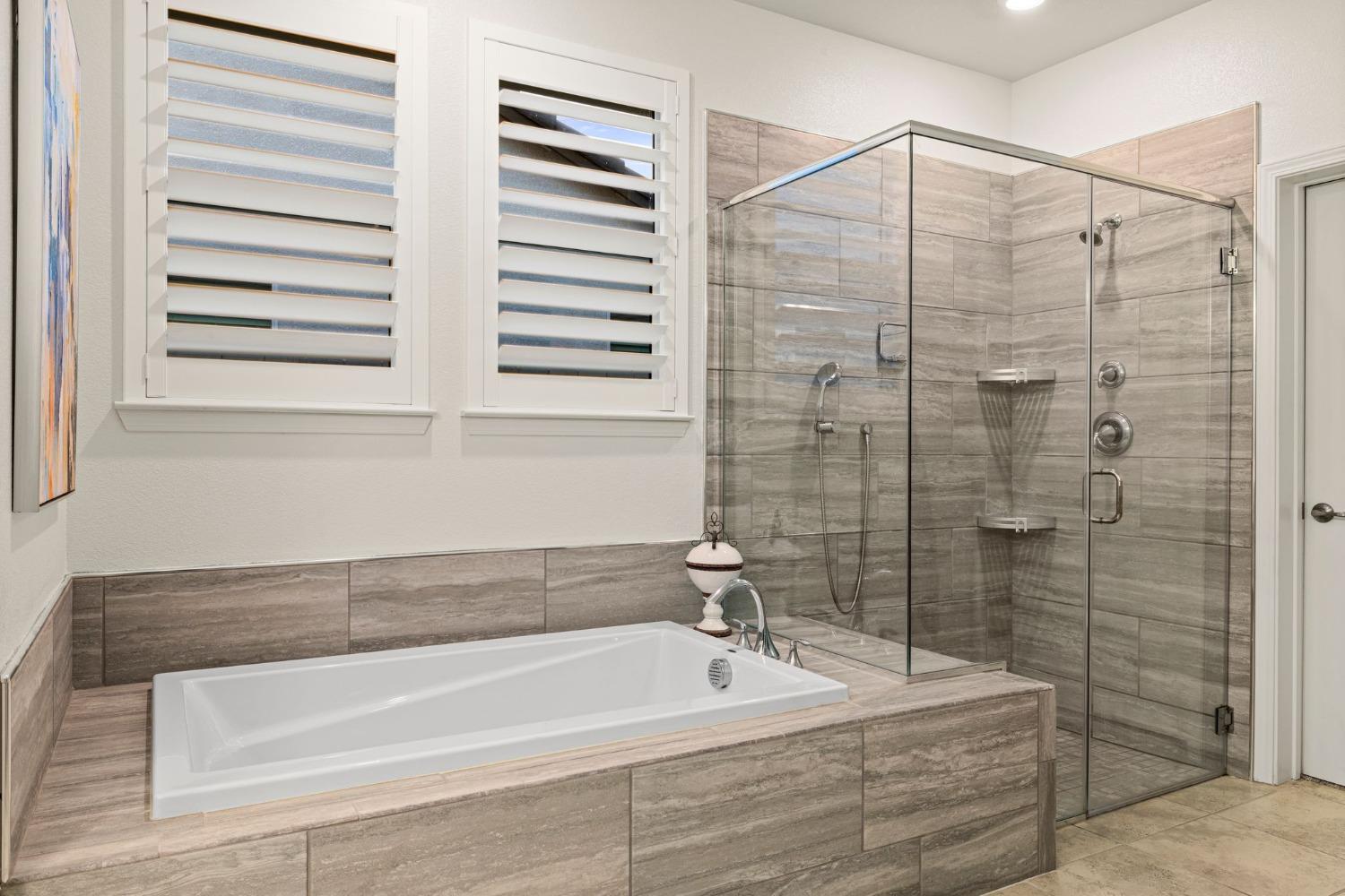 4730 Royal Lily Avenue