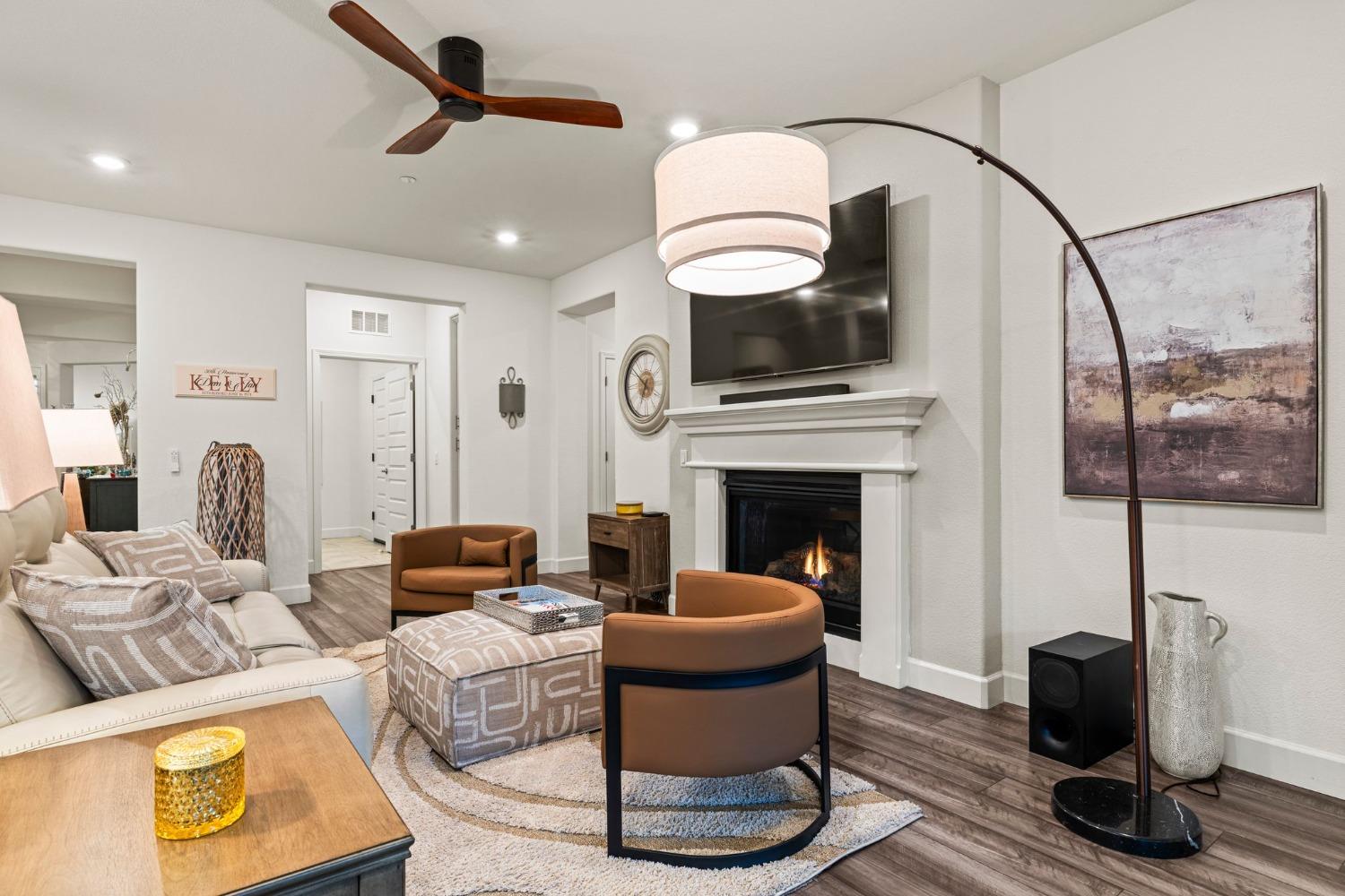 4730 Royal Lily Avenue