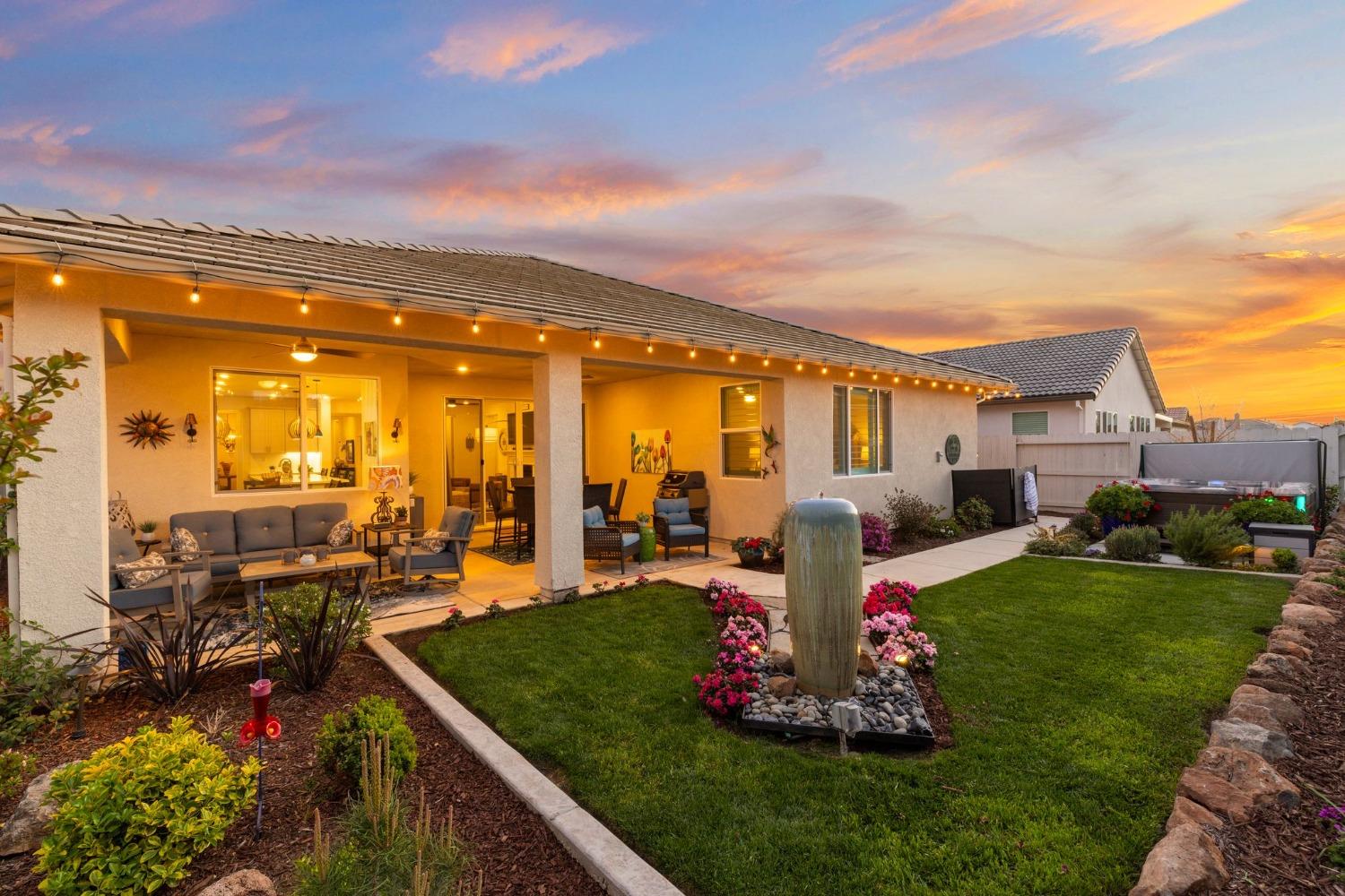 4730 Royal Lily Avenue