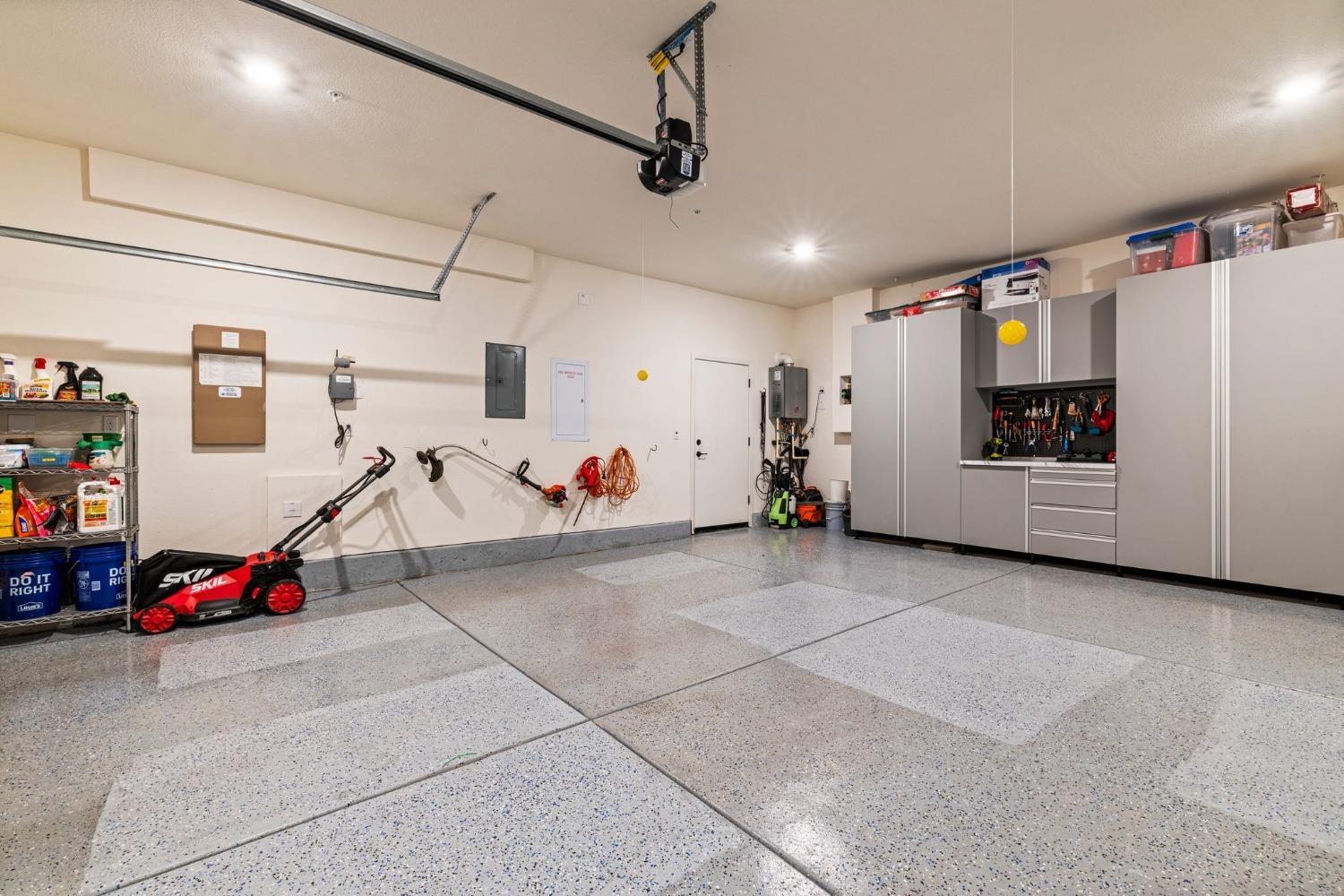 4730 Royal Lily Avenue