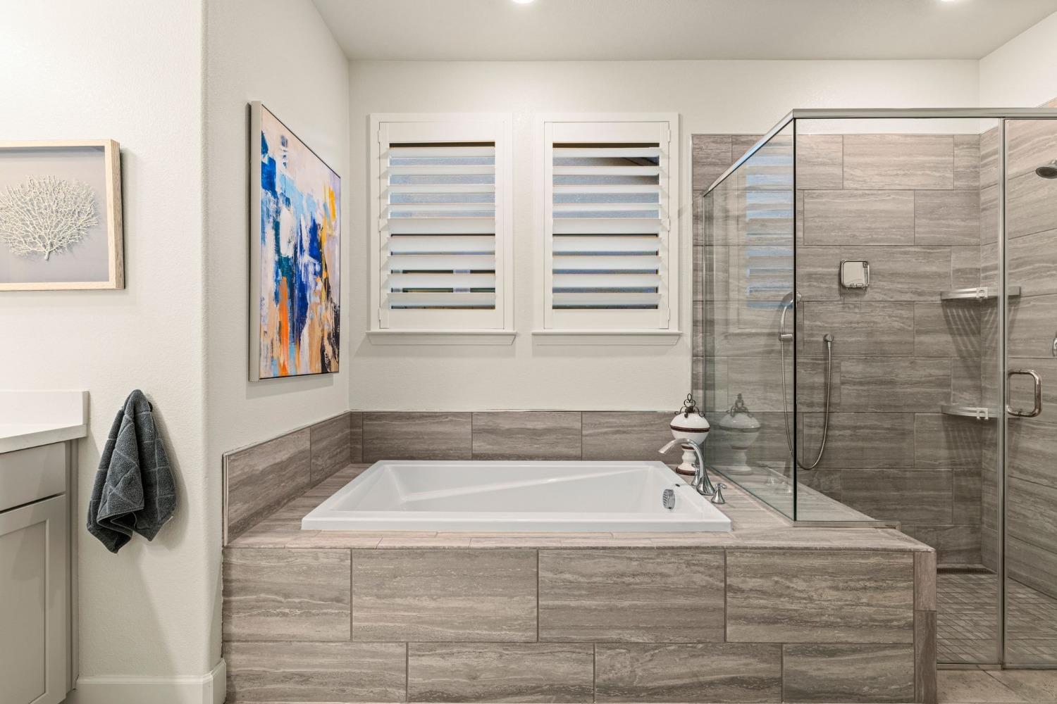 4730 Royal Lily Avenue