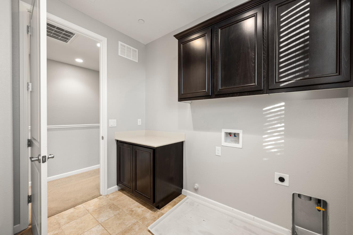 5087 Brentford Way
