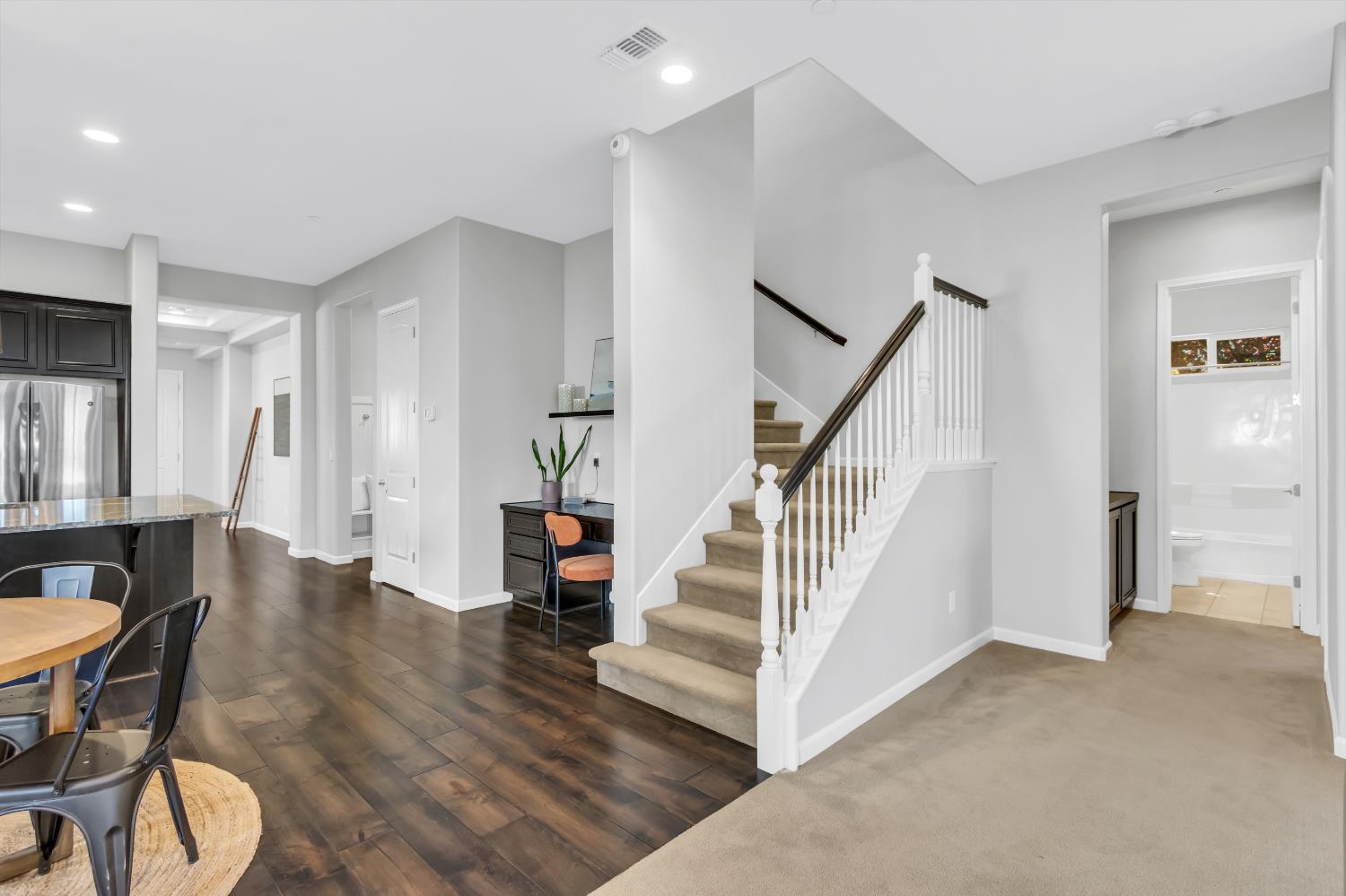 5087 Brentford Way