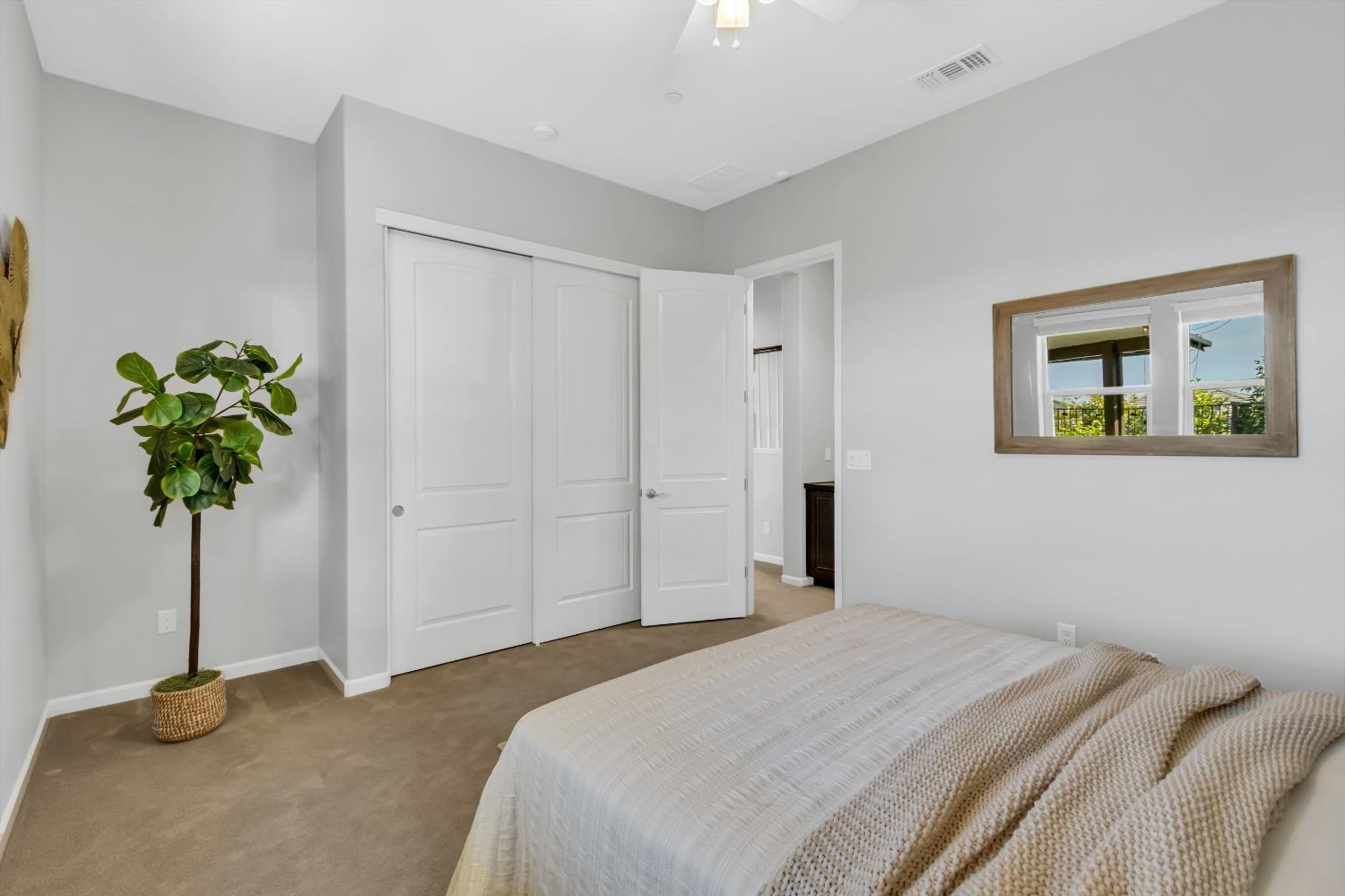 5087 Brentford Way