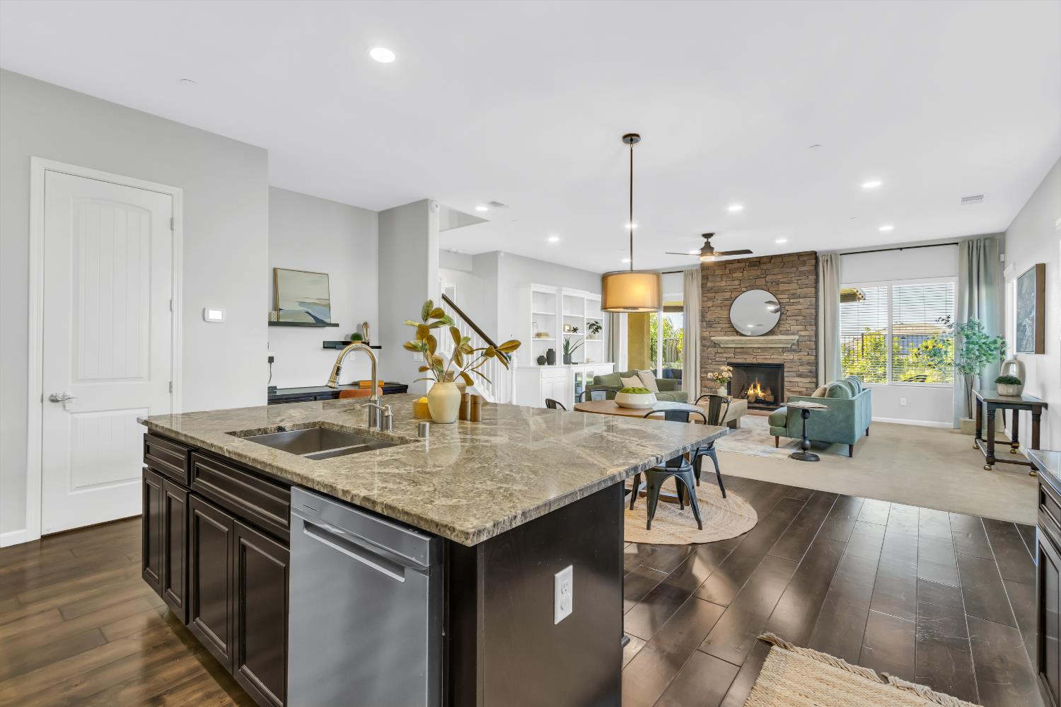 5087 Brentford Way