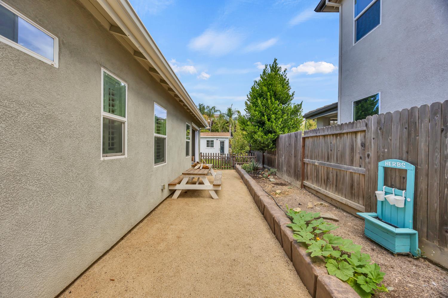 3537 Landsdale Way