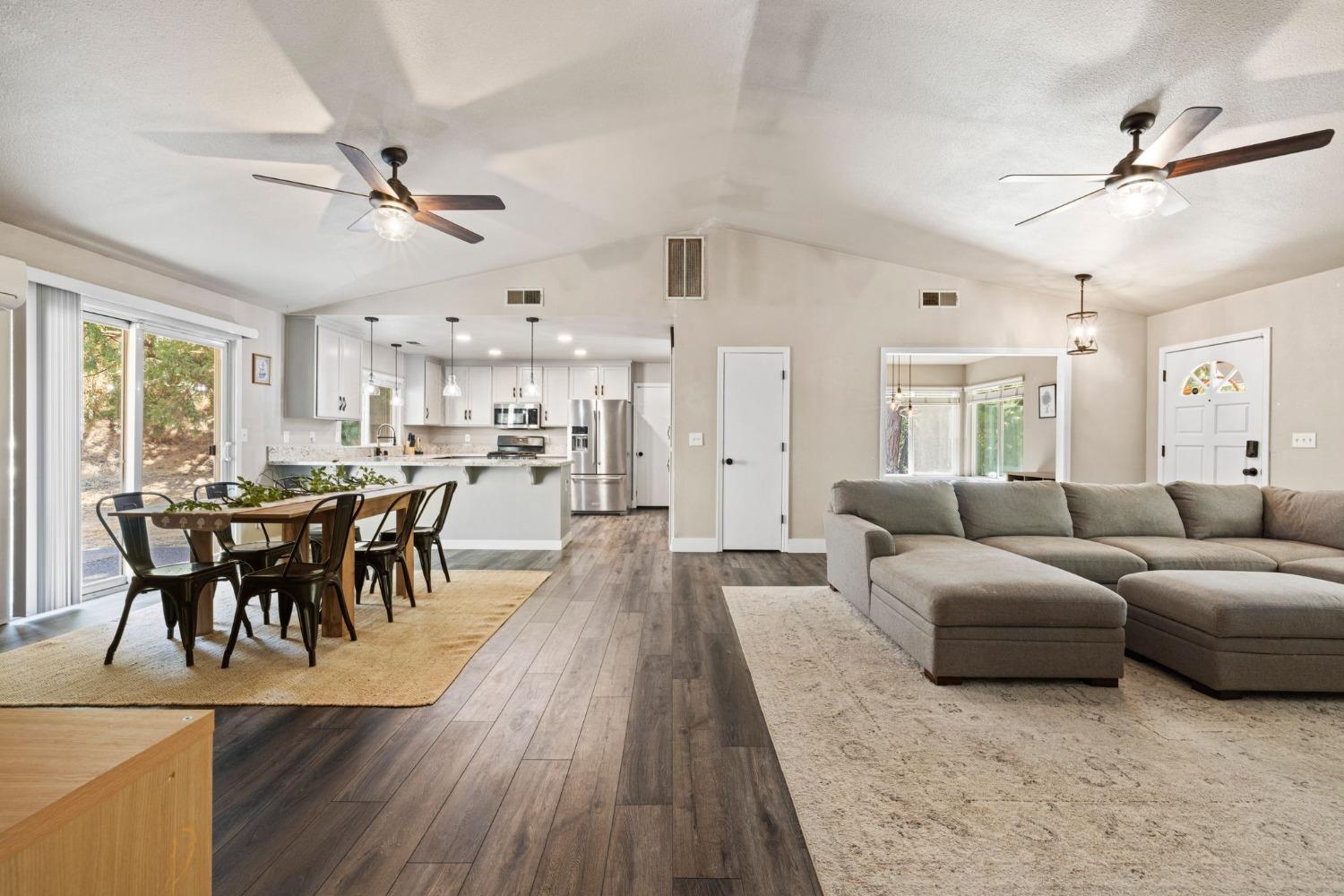 4842 Northern Lights Road