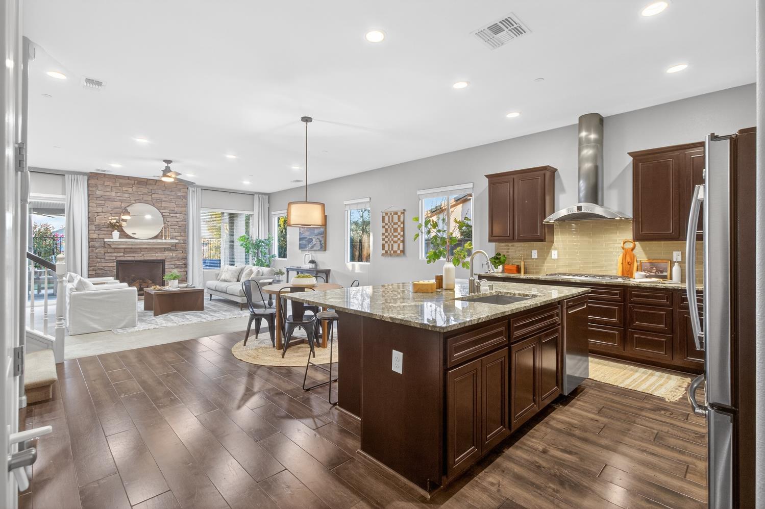 5087 Brentford Way