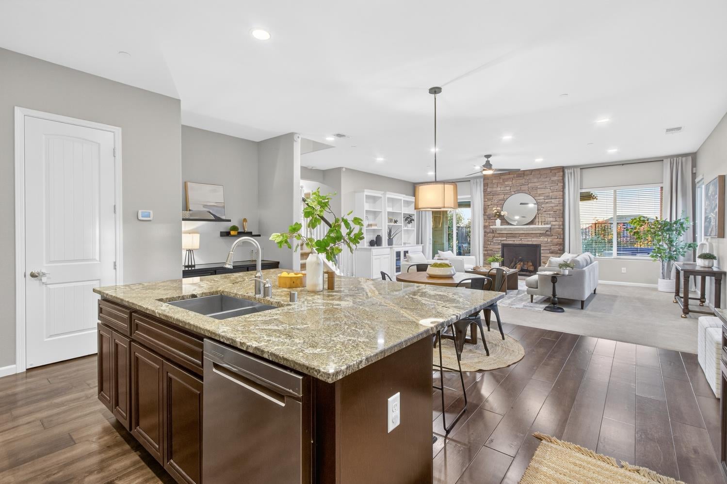 5087 Brentford Way