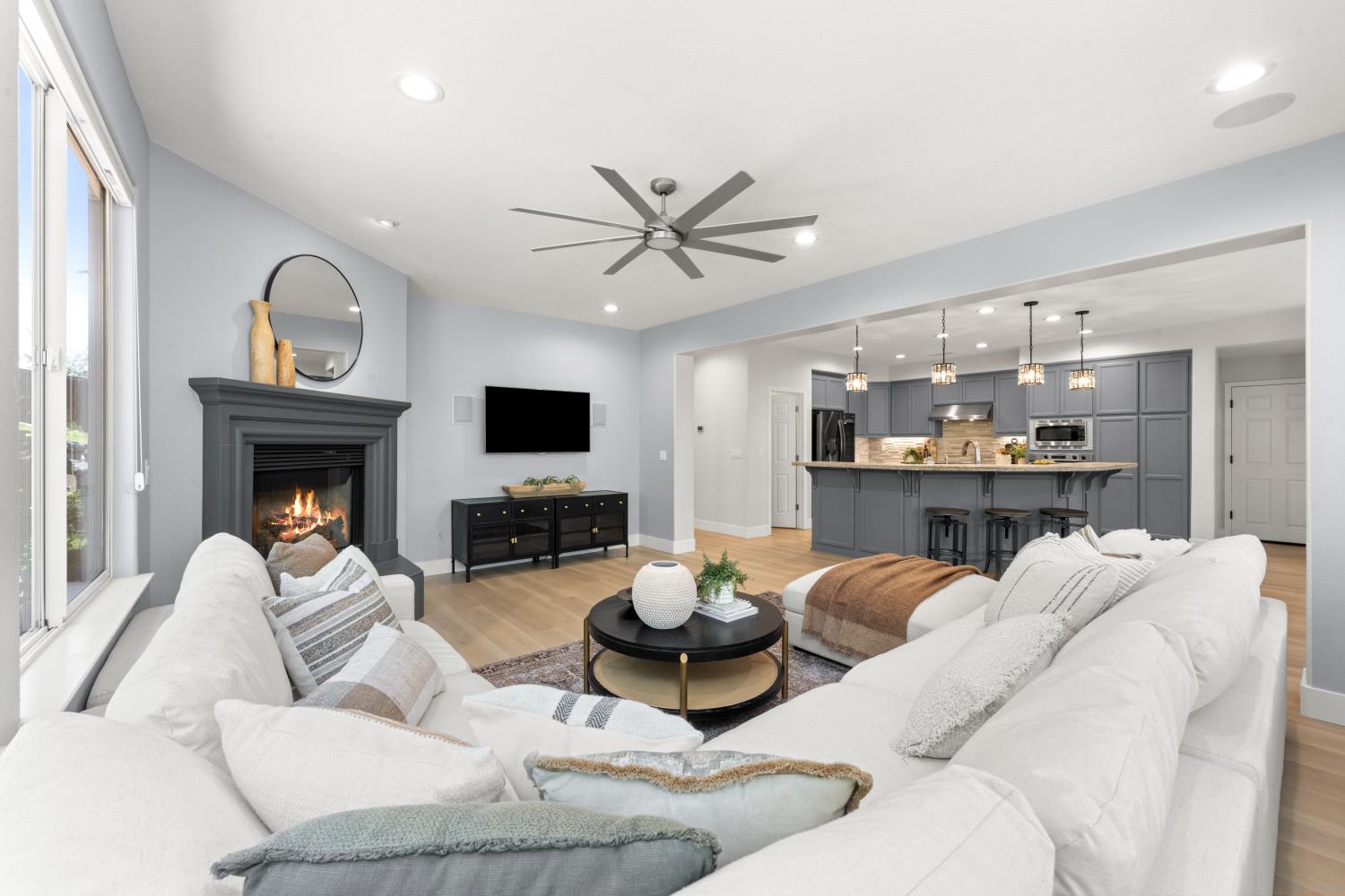 3041 Schooner Drive