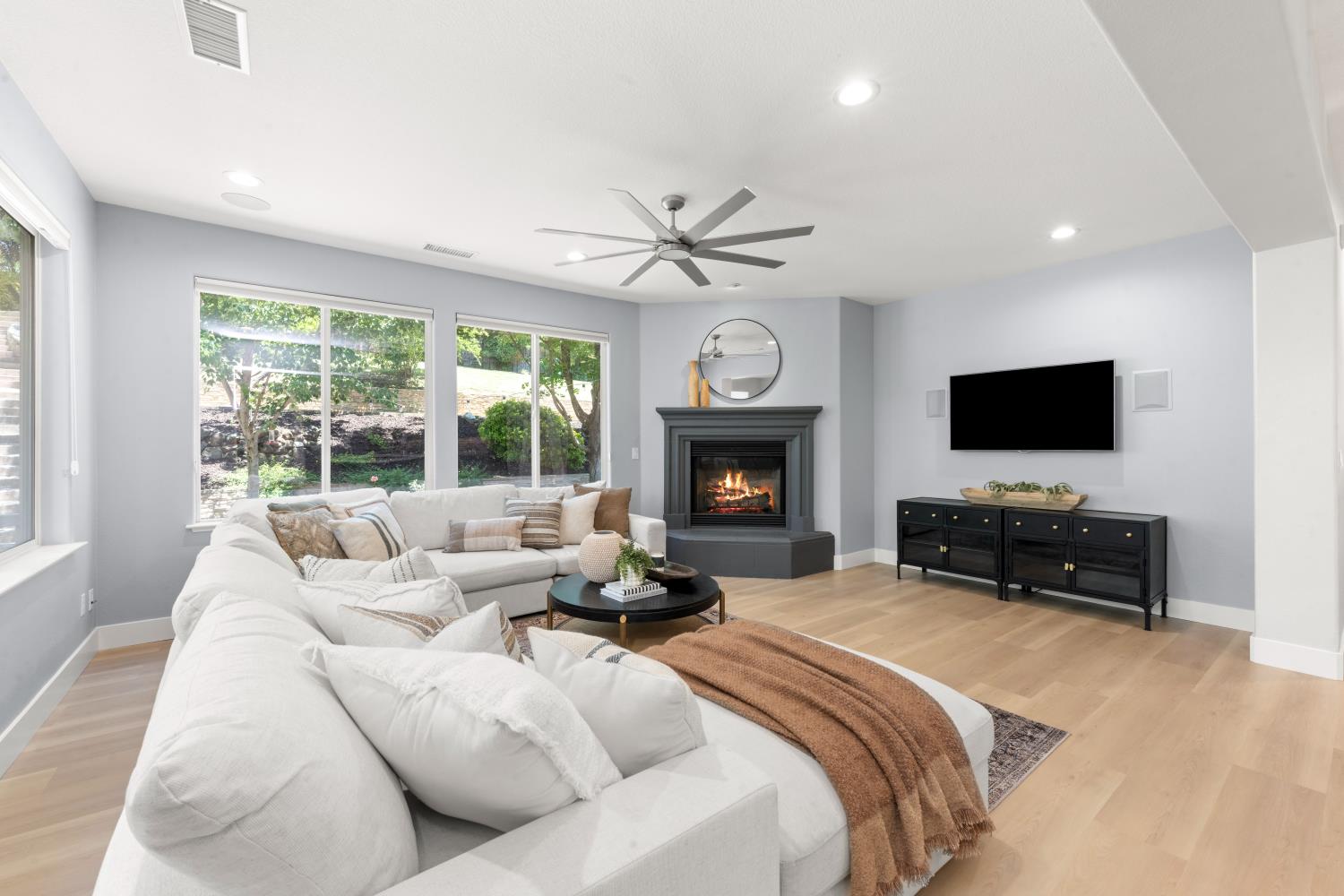 3041 Schooner Drive