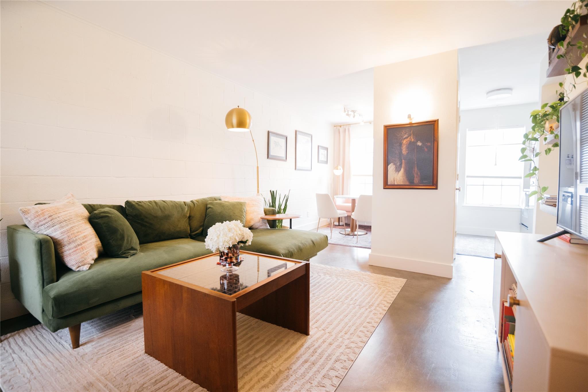 300 Crockett ST # 209