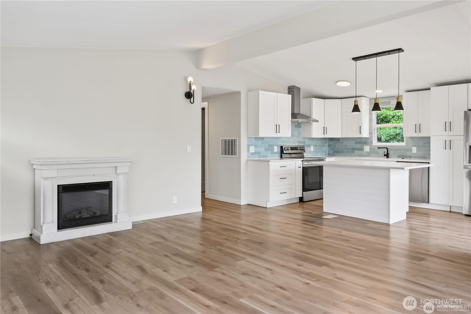 2424 S 130th Place
