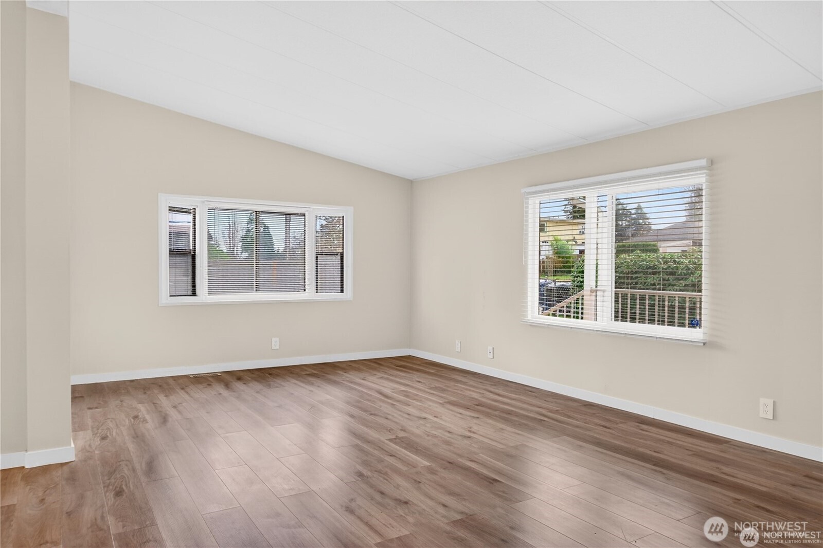 2424 S 130th Place