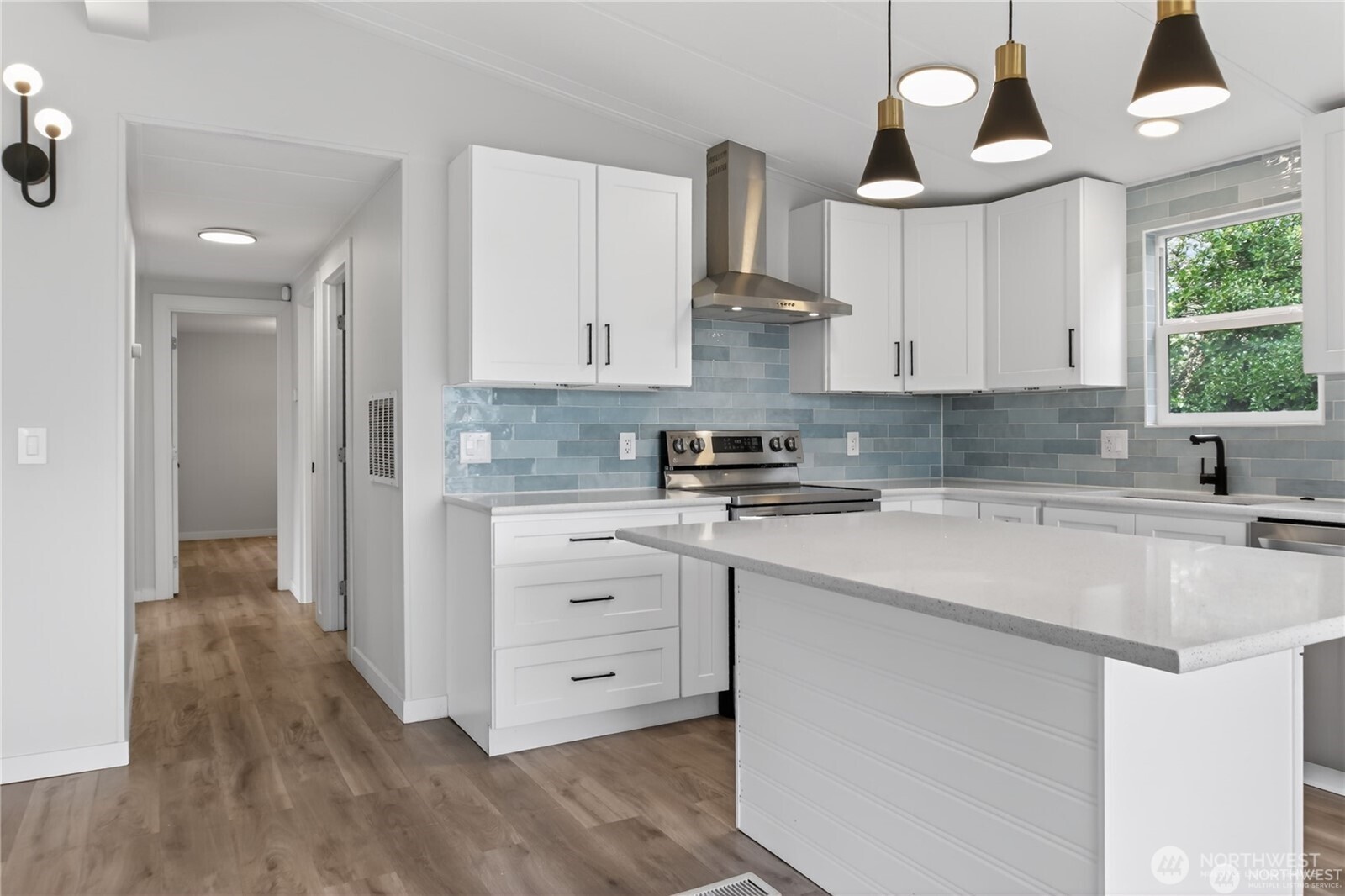 2424 S 130th Place