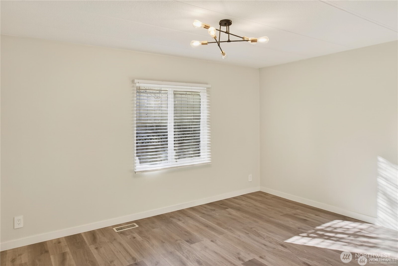 2424 S 130th Place