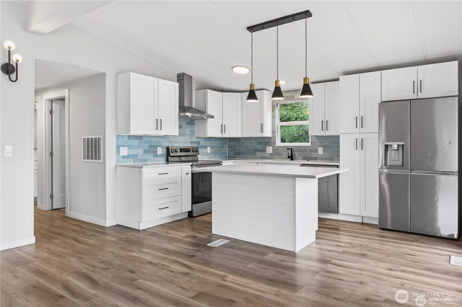 2424 S 130th Place