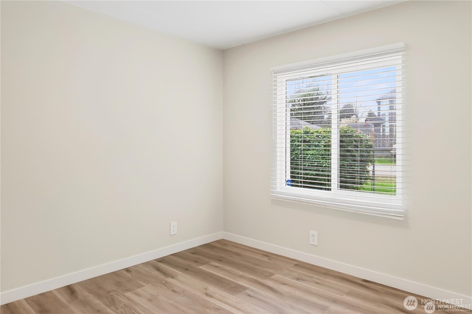 2424 S 130th Place
