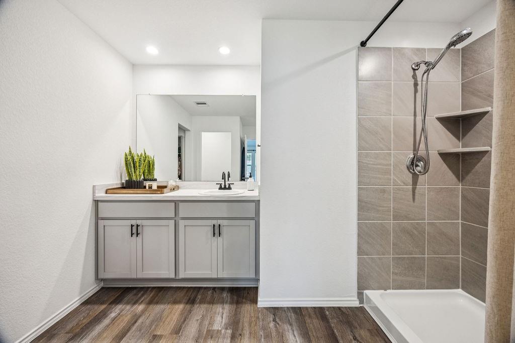 24754 Majestic Cone Lane