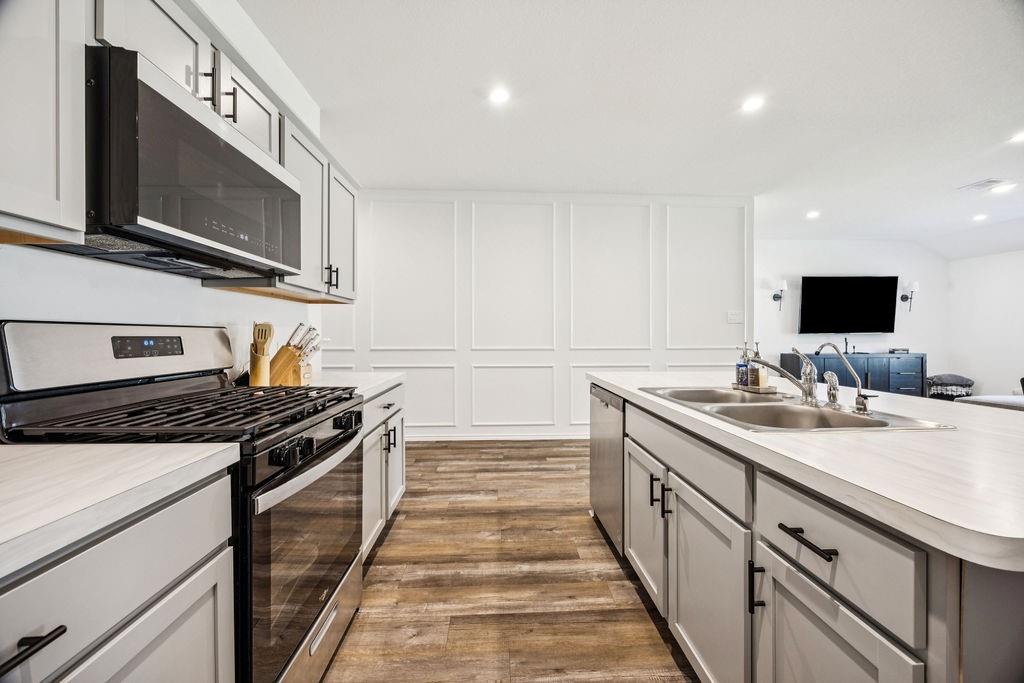 24754 Majestic Cone Lane