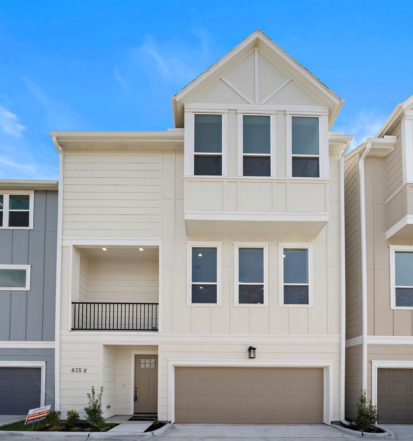 835 Elkhart Street Unit: E