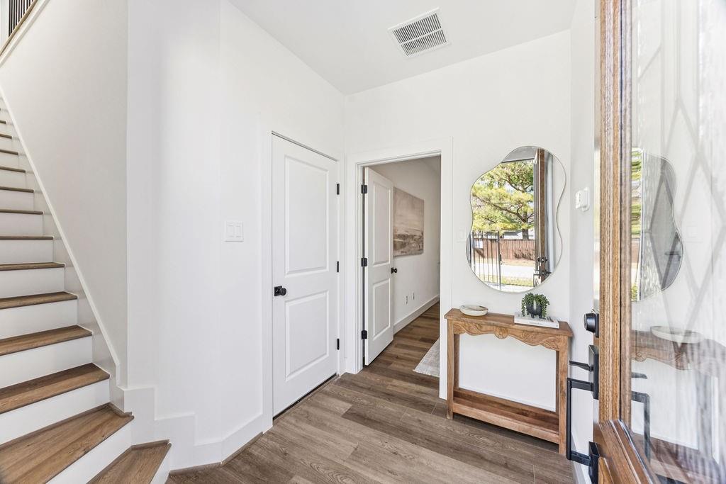 2121 Hoskins Drive # C