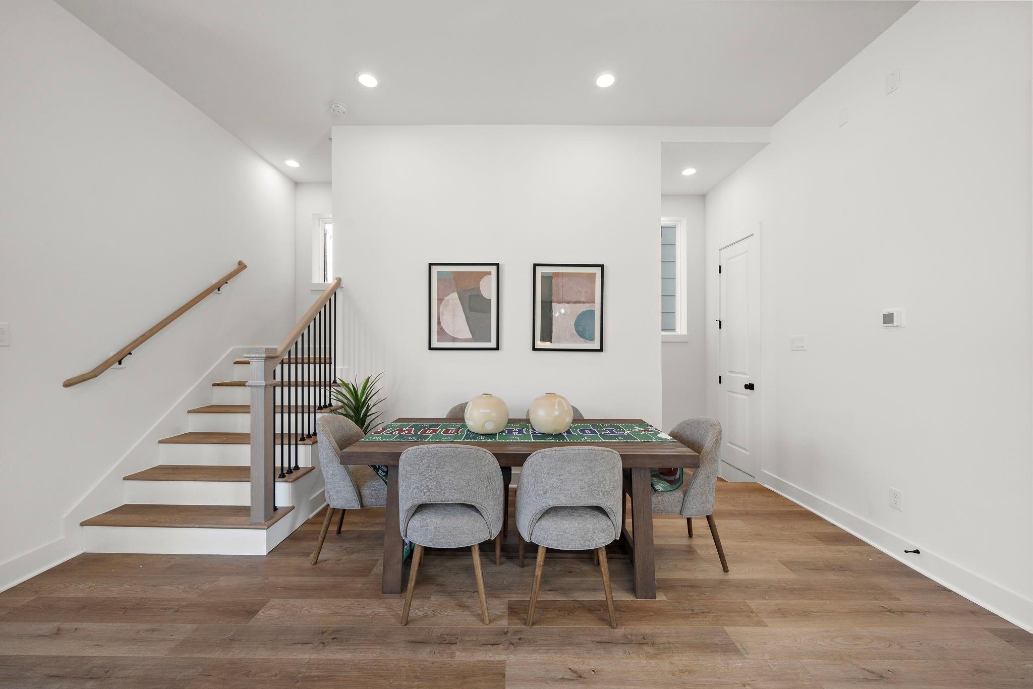 835 Elkhart Street Unit: E