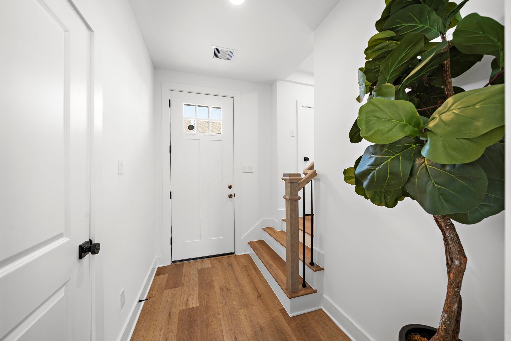 835 Elkhart Street Unit: E