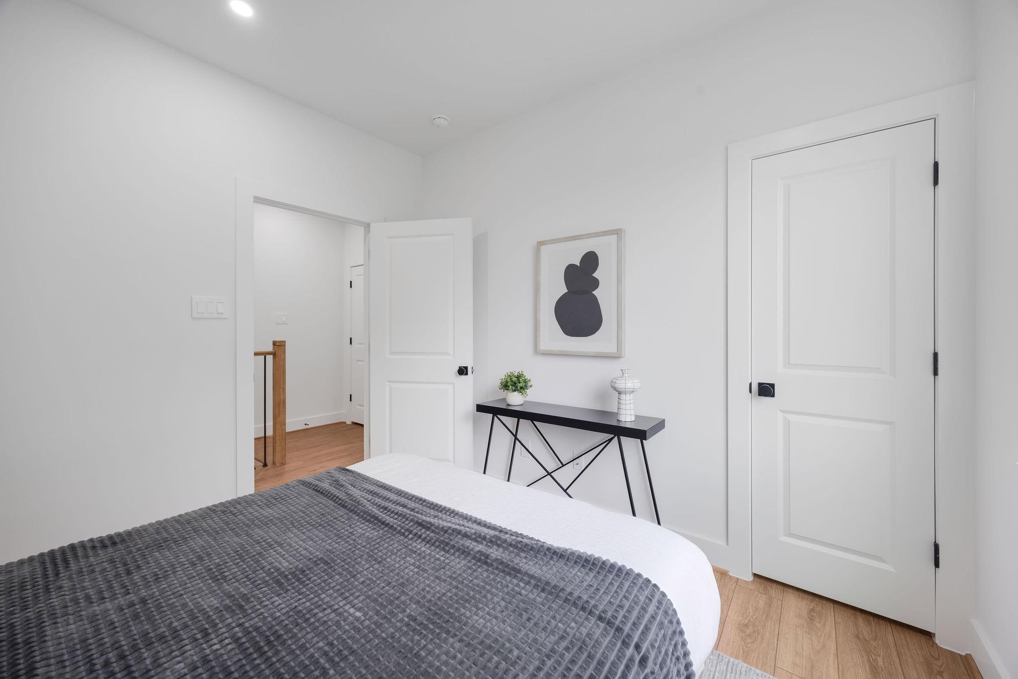 3107 Stonewall Street