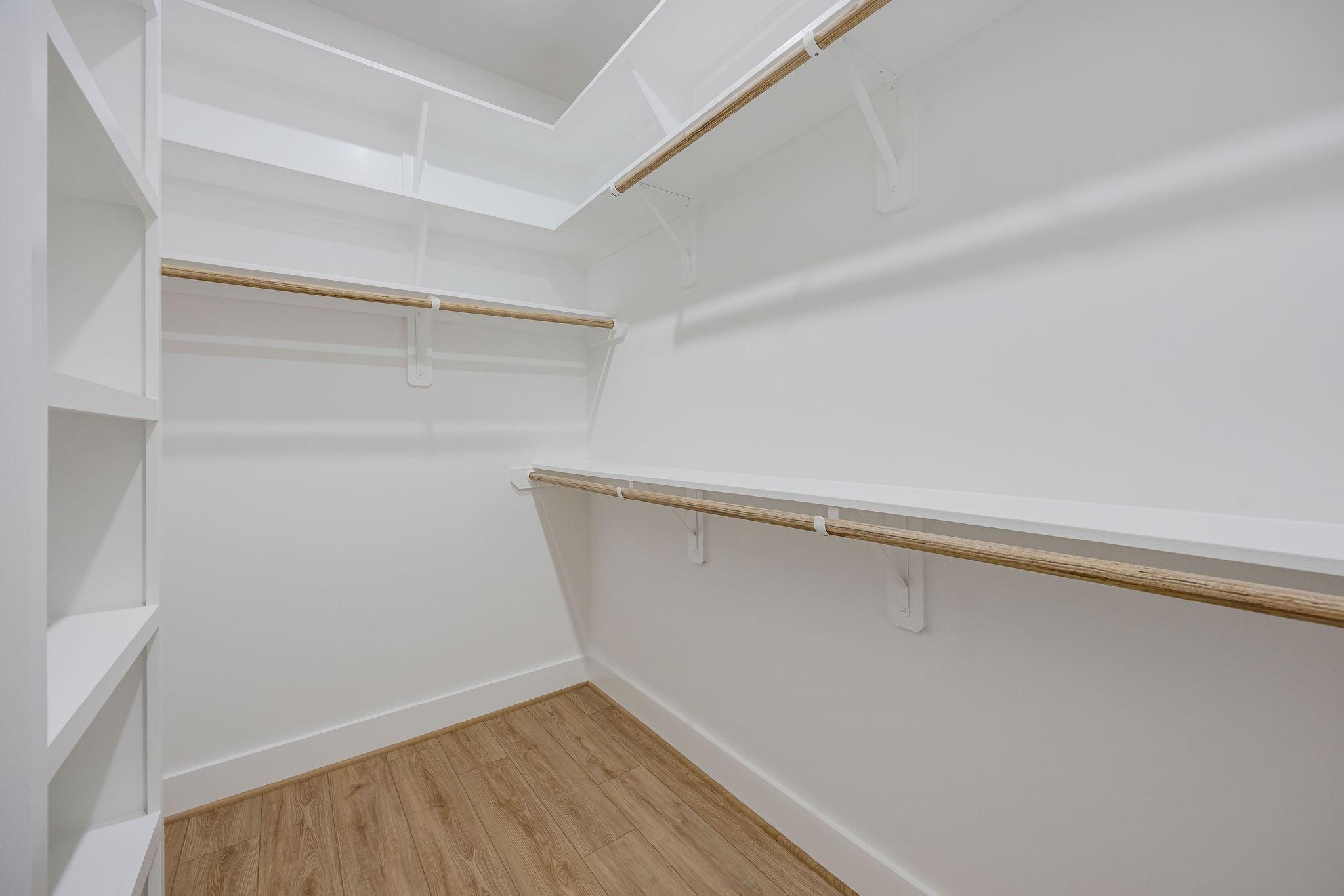 3107 Stonewall Street