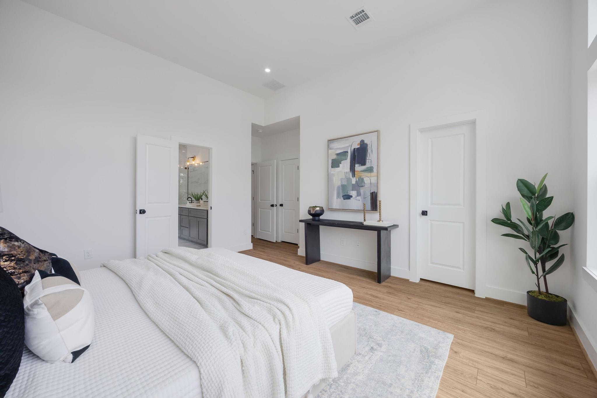 3107 Stonewall Street