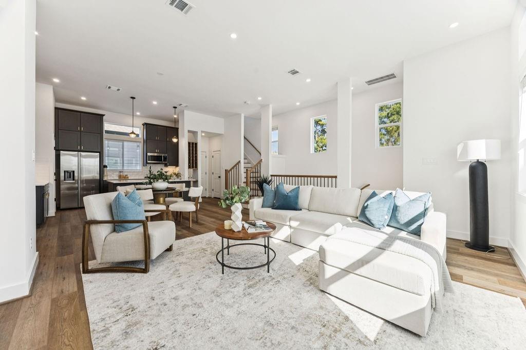 2121 Hoskins Drive # C