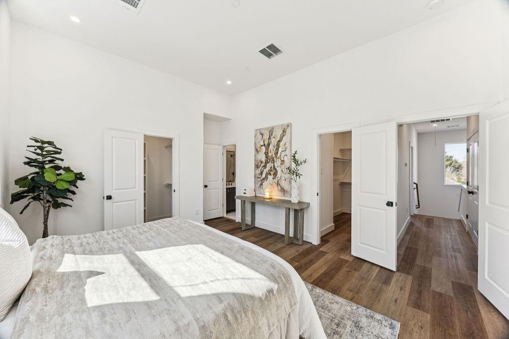 2121 Hoskins Drive # B