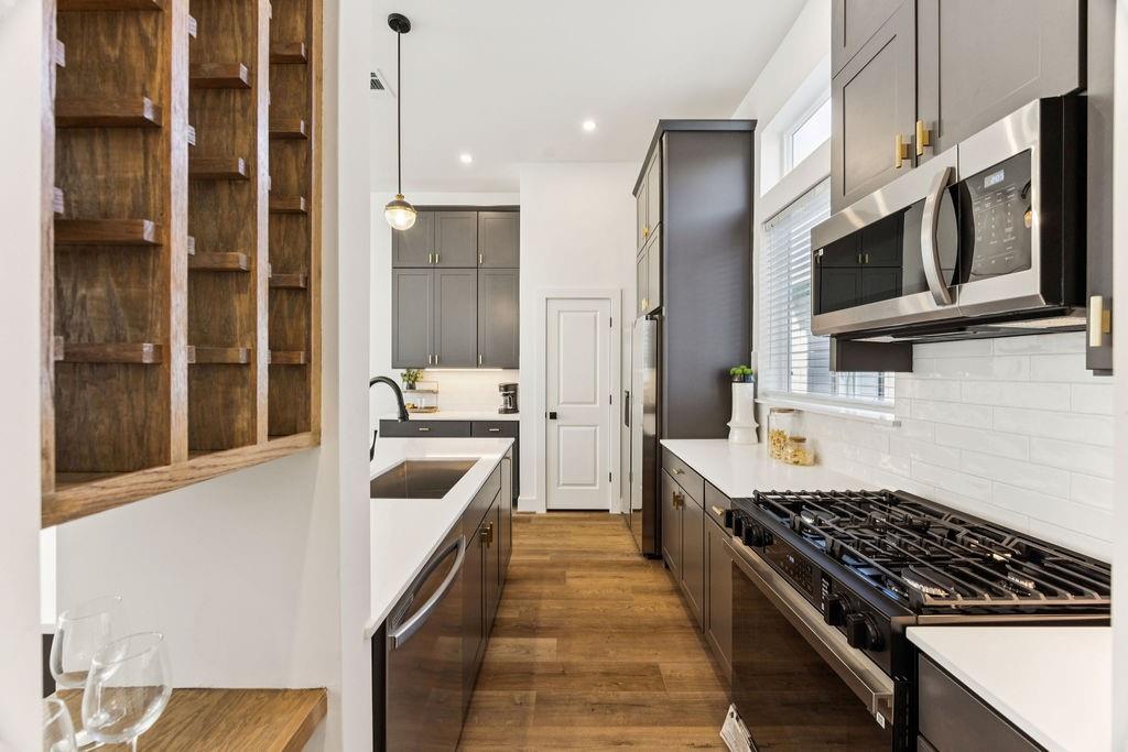 2121 Hoskins Drive # B